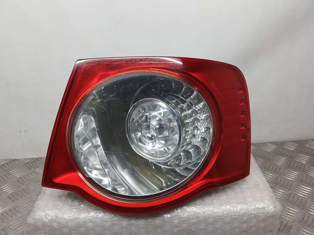 VAG 1K5945096G Фонарь задний правый внешний в наличии Одесса