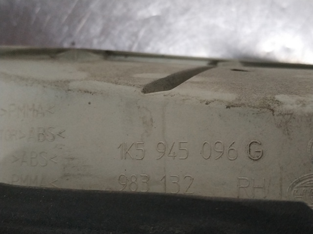 1K5945096G VAG Фонарь задний правый внешний купить в Днепр