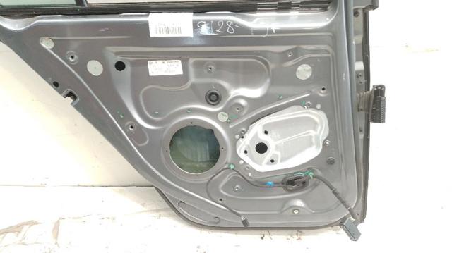 1K6833105J VAG Панель-щека двери задней левой купить в Хмельницкий