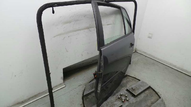 1K6833301AA Дверь задняя левая купить Ужгород