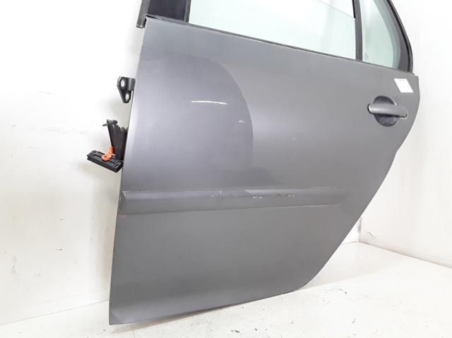 VAG 1K6833311 Дверь задняя левая в наличии Сумы