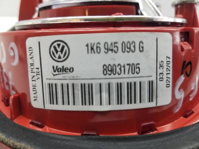 VAG 1K6945093G Фонарь задний левый внутренний в наличии Киев