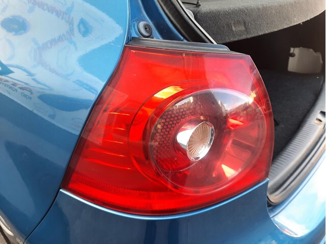 Lanterna traseira esquerda para Volkswagen Golf V 2.0 TDI 16V BKD 1K6945095AA