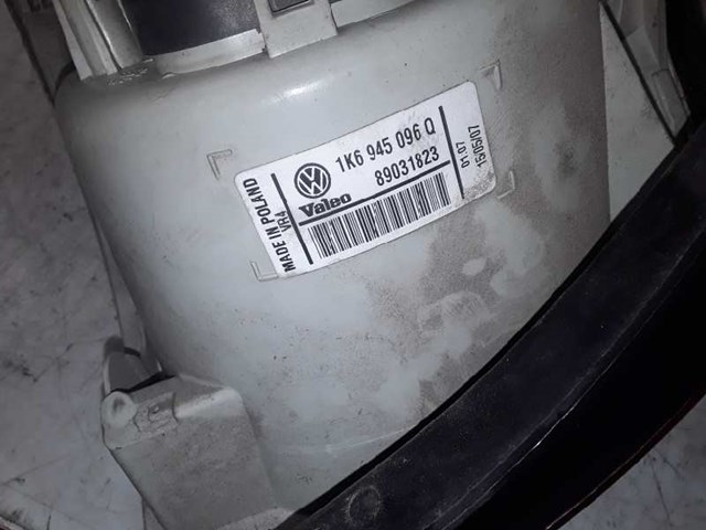 VAG 1K6945096Q Фонарь задний правый внешний в наличии Днепр