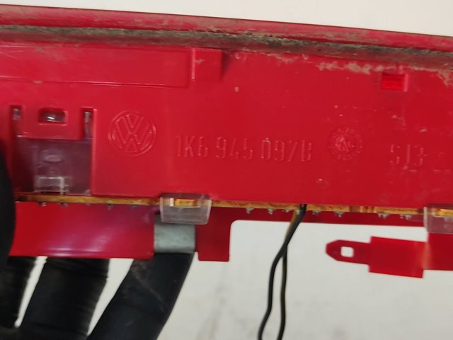 Sinal de parada traseiro adicional Volkswagen Tiguan 1 5N1, 5N2