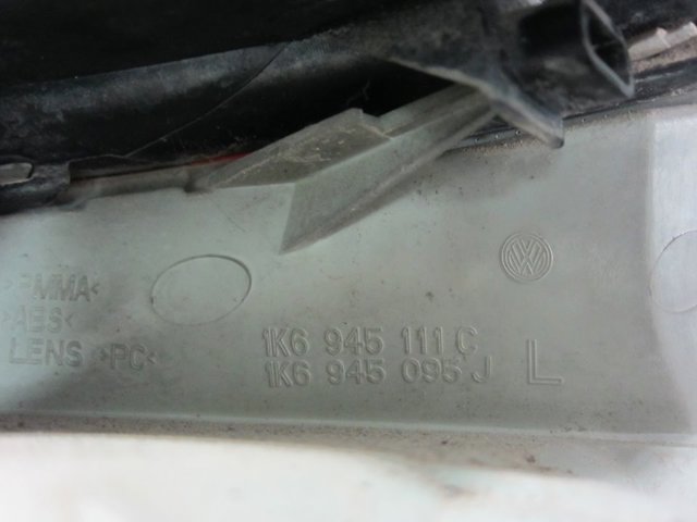 VAG 1K6945111C Фонарь задний левый внешний в наличии Украина