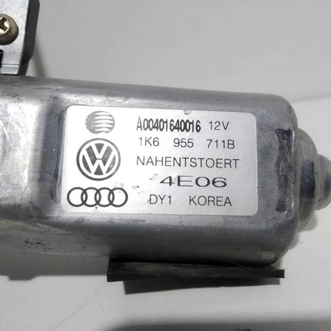 Motor limpo traseiro para Volkswagen Golf V (1K1) (2003-2009) 1.9 TDI BXE 1K6955711B