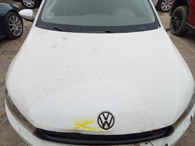 1K8823031T Капот купить Чернигов