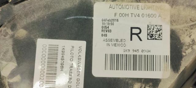 VAG 1K9945096H Фонарь задний правый в наличии Львов