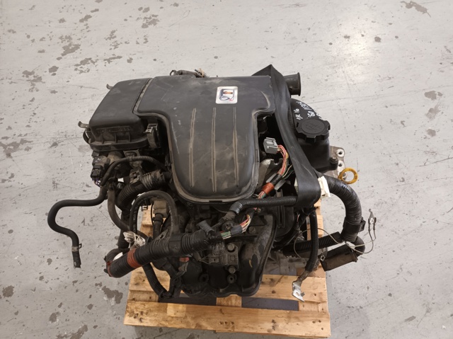 Motor completo para Toyota Yaris 1.0 (ksp130_) 1kr 1KRFE
