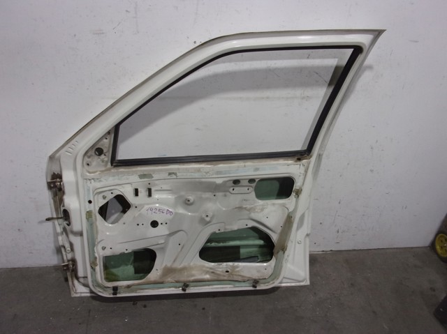 1L0831052C VAG Дверь передняя правая купить в Каменское