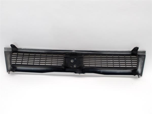 1L0853653 Решетка радиатора купить Николаев