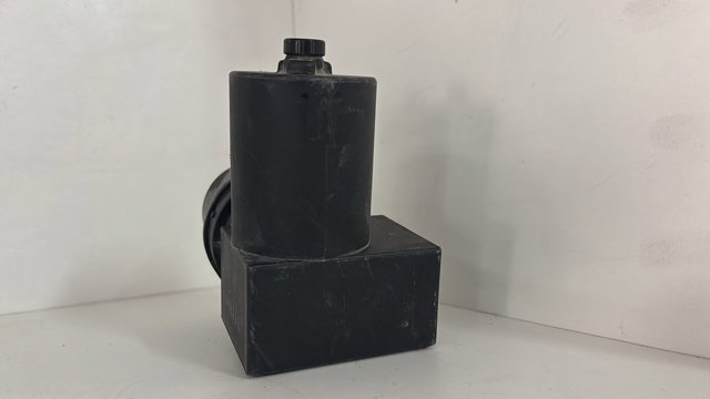 1L0862257A VAG Насос пневматической системы кузова купить в Полтава