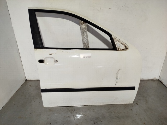 VAG 1M0831056N Дверь передняя правая в наличии Ровно