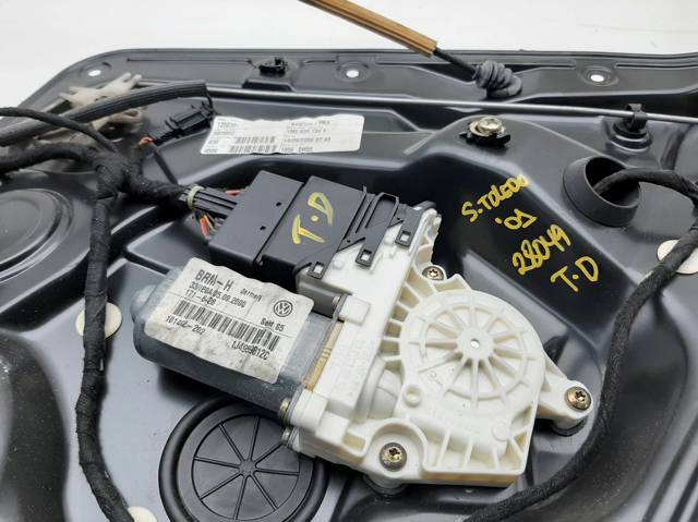 1M0839730F Механизм стеклоподъемника двери задней правой купить Сумы