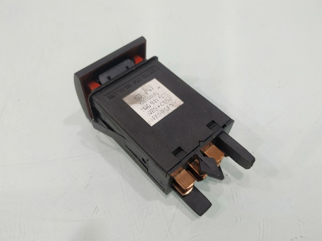 VAG 1M0941509 Кнопка аварийки в наличии Винница