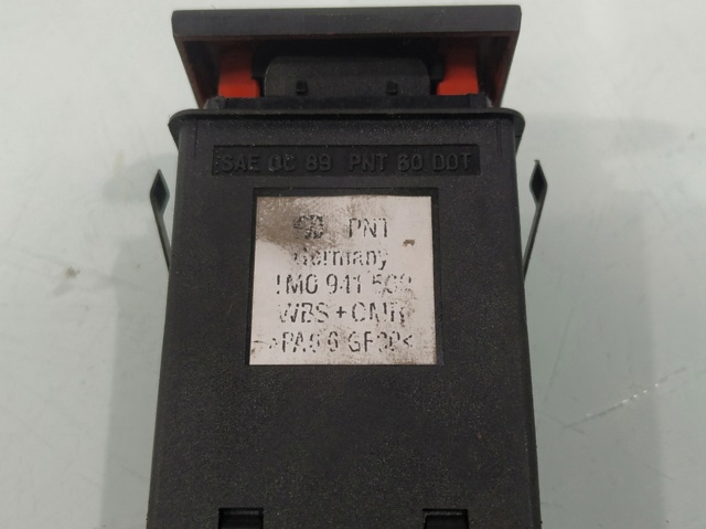 VAG 1M0941509 Кнопка аварийки в наличии Чернигов