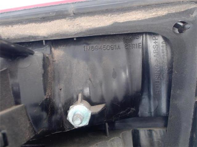 VAG 1M5945111 Фонарь задний левый в наличии Киев