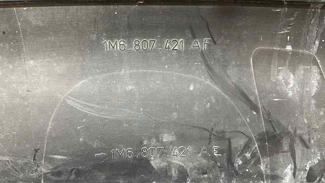 VAG 1M6807421AF Задний бампер в наличии Харьков