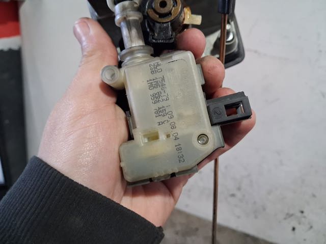VAG 1M6827565 в наличии Черновцы
