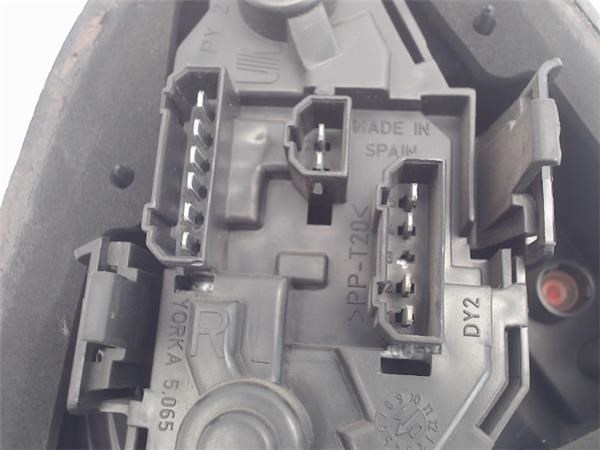 1M6945096A Фонарь задний правый внешний купить Павлоград