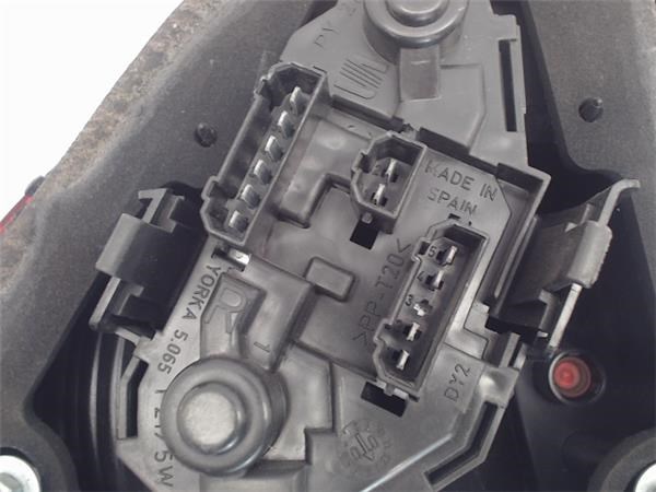 VAG 1M6945096A Фонарь задний правый внешний в наличии Черкассы