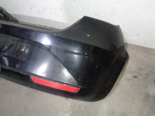 VAG 1P0807421E Задний бампер в наличии Ужгород