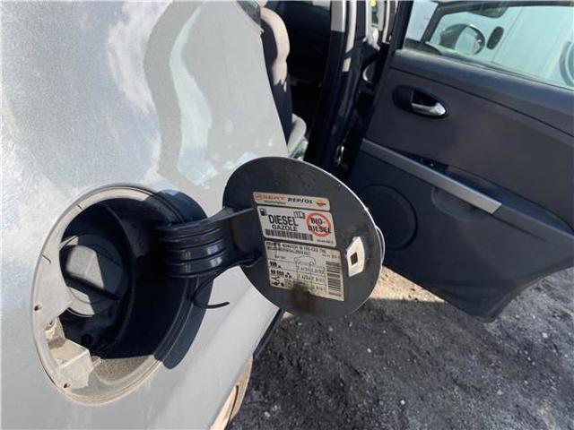 1P0809905GRU VAG Лючок бензобака купить в Полтава