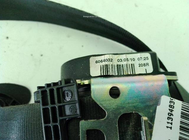 1P0857705ARAA VAG Левый ремень безопасности купить в Киев