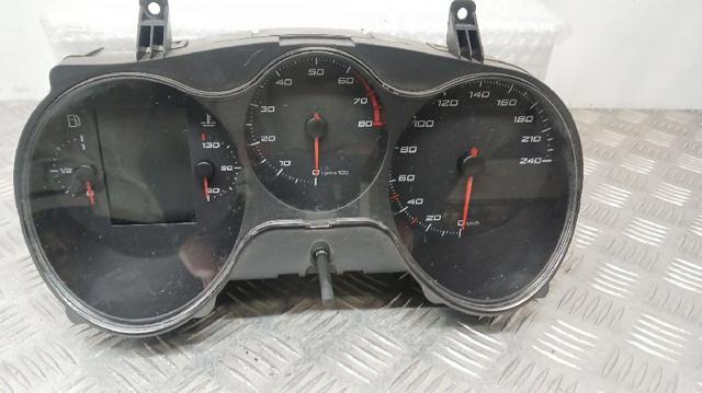 VAG 1P0920850L Приборная доска (щиток приборов) в наличии Одесса