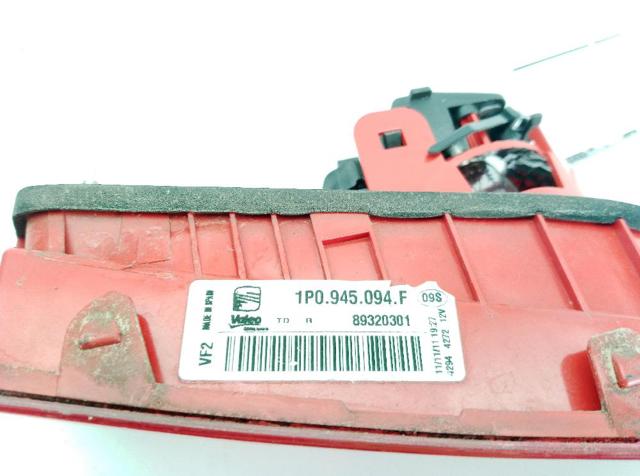 1P0945108F VAG Фонарь задний правый внутренний купить в Кривой Рог