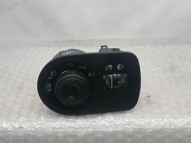 1P1941431B VAG купить в Николаев