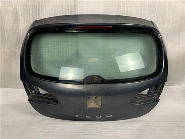 VAG 1P9827024 Дверь задняя (багажная 3/5-я (ляда) в наличии Украина