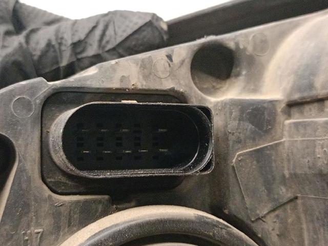 VAG 1Q1941006B Фара правая в наличии Украина