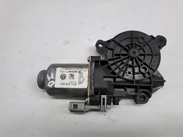 1S0959802 Мотор стеклоподъемника двери передней правой купить Кривой Рог