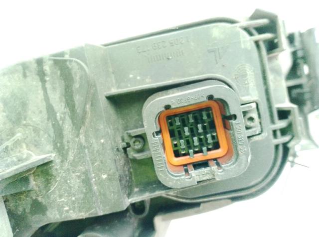 1S7113005UF Правая фара купить Николаев