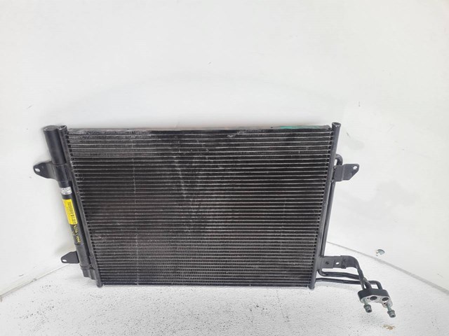 Condensador / radiador de ar condicionado para volkswagen caddy iii van 1.9 tdi bjb 1T0298403
