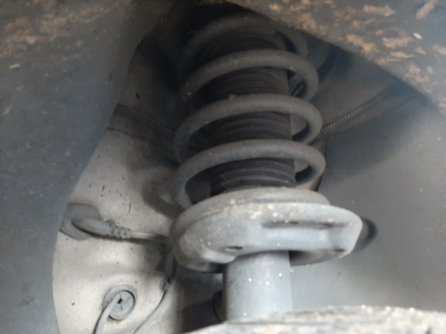 VAG 1T0413031KL Амортизатор передний в наличии Тернополь