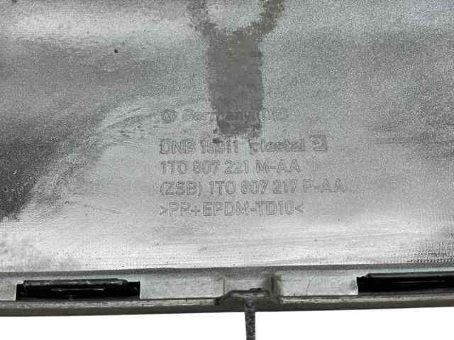 1T0807221M VAG Бампер передний купить в Чернигов