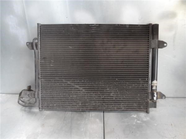 Condensador / radiador de ar condicionado para volkswagen golf v 1.6 multifuel bse 1T0820411E
