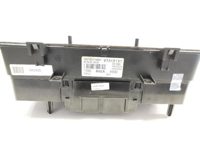 VAG 1T0920860A Панель приборов в наличии Черновцы