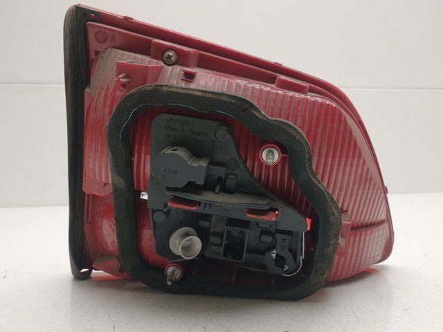 VAG 1T0945094 Фонарь задний правый внутренний в наличии Чернигов