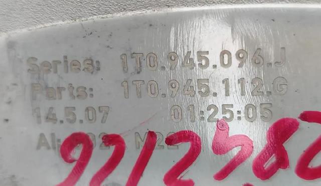 1T0945096J VAG Фонарь задний правый купить в Днепр