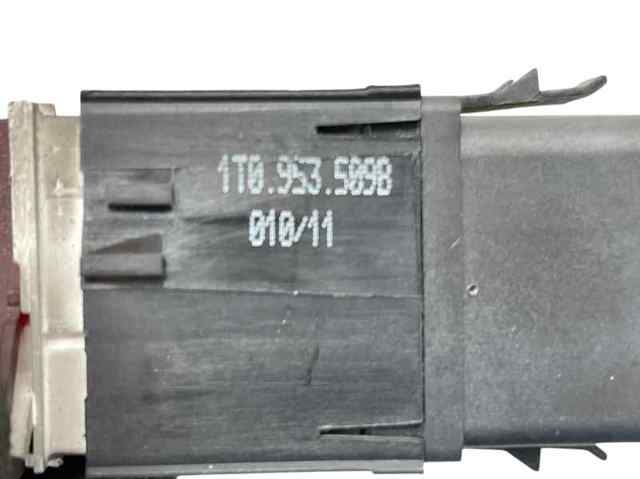 1T0953509B Кнопка включения аварийного сигнала купить Ужгород