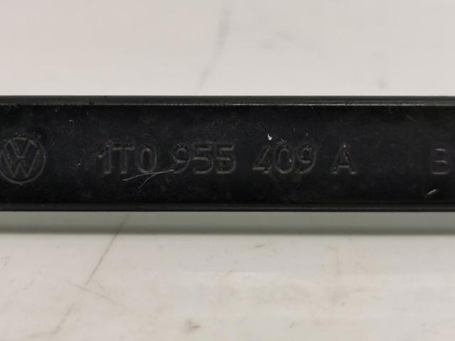 1T0955409A VAG Поводок стеклоочистителя купить в Черкассы