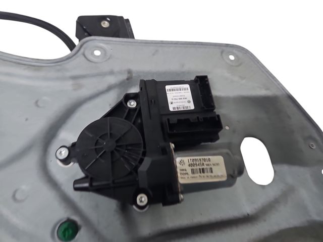 VAG 1T0959701B Мотор стеклоподъемника двери передней в наличии Черкассы
