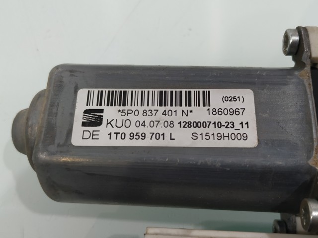 VAG 1T0959701L Мотор стеклоподъемника двери передней левой в наличии Львов