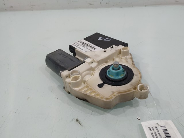 1T0959702L Мотор стеклоподъемника двери передней правой купить Тернополь