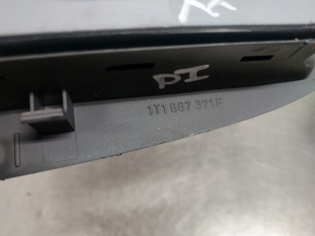 VAG 1T1867371F в наличии Тернополь