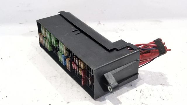 1T1937615B VAG Блок предохранителей купить в Ужгород